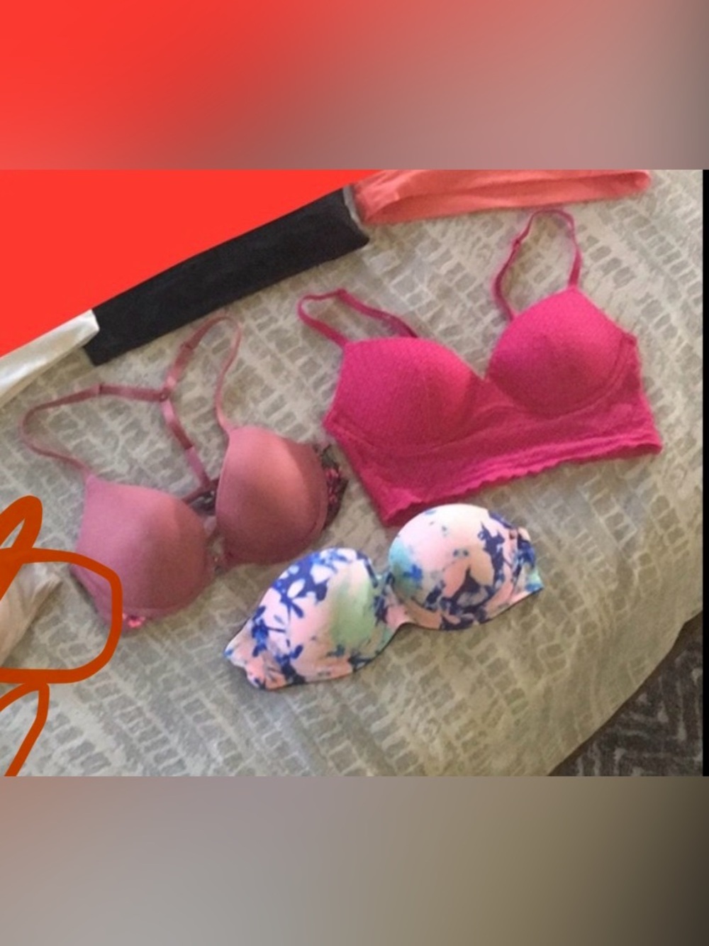 32b VS bra bundle